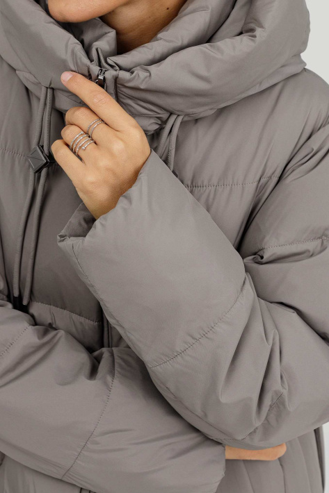 Пуховик жіночий батал фото 1 Пуховик великих розмірів 125-17