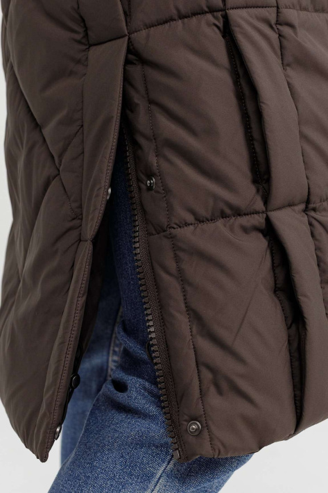Пуховик жіночий шоколадний фото 5 Пуховик великих розмірів 125-4
