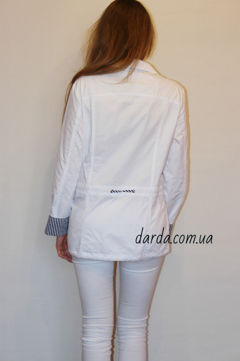 Ветровки женские вид со спины фото Ветровки женские вид со спины