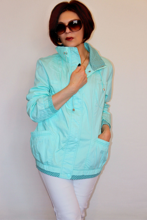 Ветровки женские голубого цвета Ветровки женские голубые