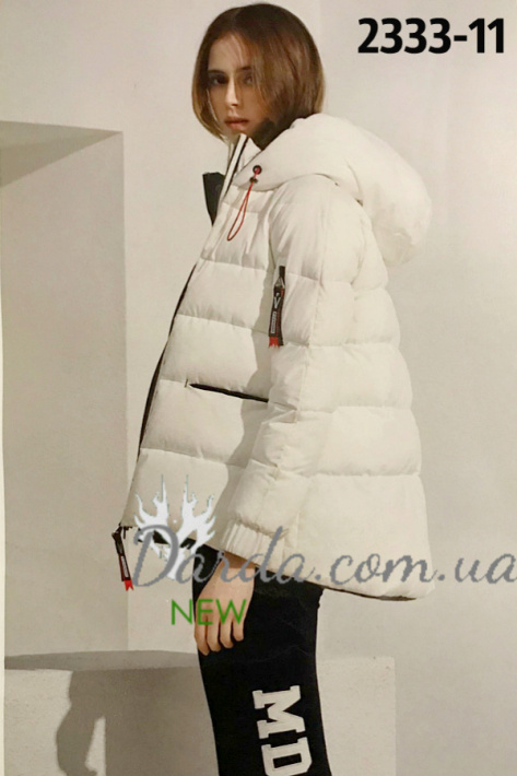 Зимняя куртка Towmy 2333 спорт шик белого цвета Зимняя куртка Towmy 2333 спорт шик фото 1