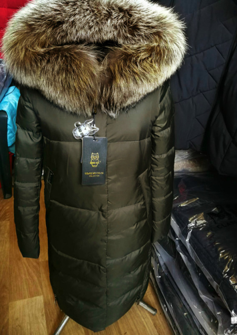 Пуховик с мехом чернобуркиSnoy Owl 7335 фото с мобильного телефона Пуховик с мехом чернобуркиSnoy Owl 7335 фото 7