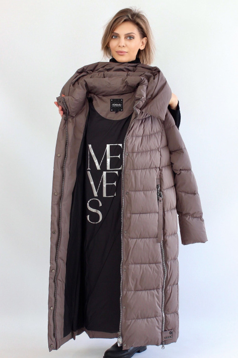 Пуховик женский капучино с серебряным постером  Пуховик больших размеров 22865-09