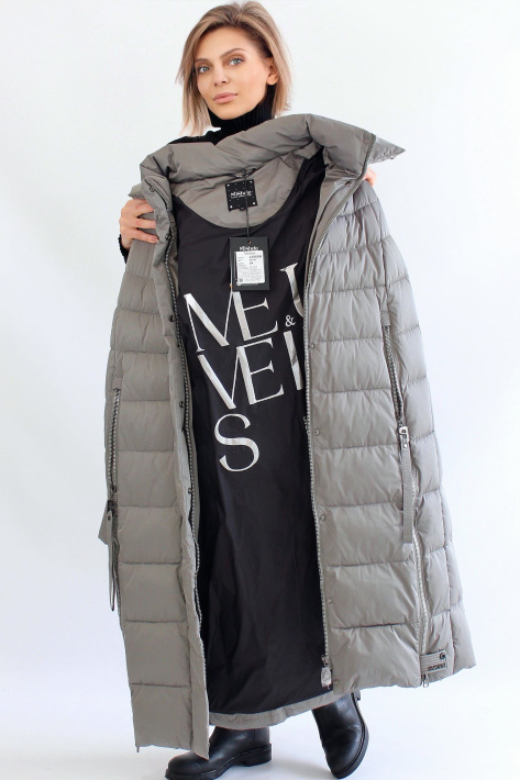 Пуховик женский оливковый с серебряным постером Пуховик больших размеров 22865-127