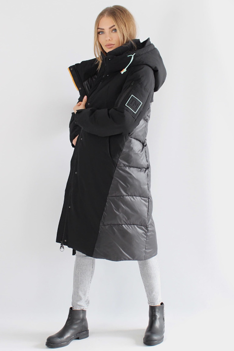 Пуховик парка черная с нашивкой Пуховик парка 3218-n-8