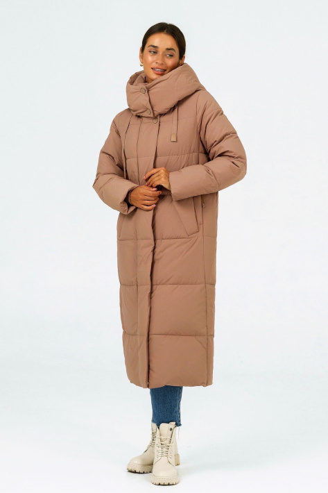 Пальто зимове розстібнуте на дівчині Пальто зимове кремове 23522-7