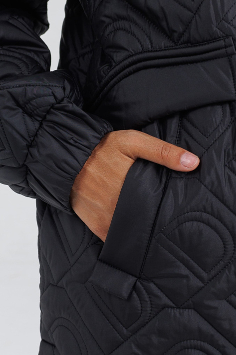 Пальто-реглан на флісі чорне в деталях Пальто-реглан на флісі 687-21