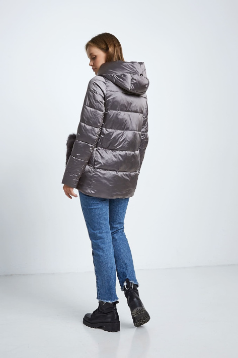 Пуховик с мехом на карманах капучино Пуховик с мехом на карманах 6969-1