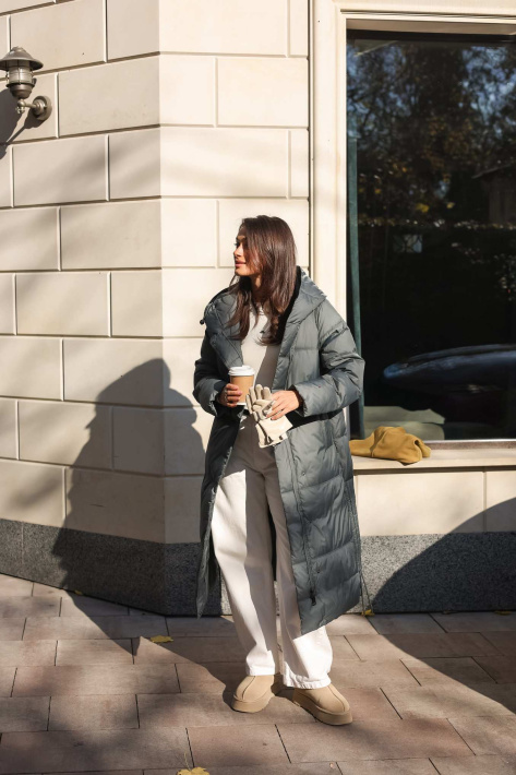 Пуховик жіночий довгий зимовий оливковий Пуховик жіночий довгий 831-8