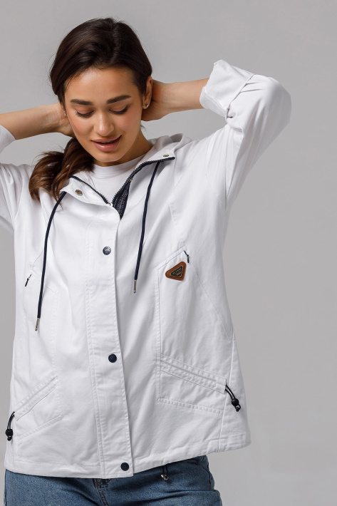 Ветровка Cotton белая на девушке Ветровка Cotton белая 885-1